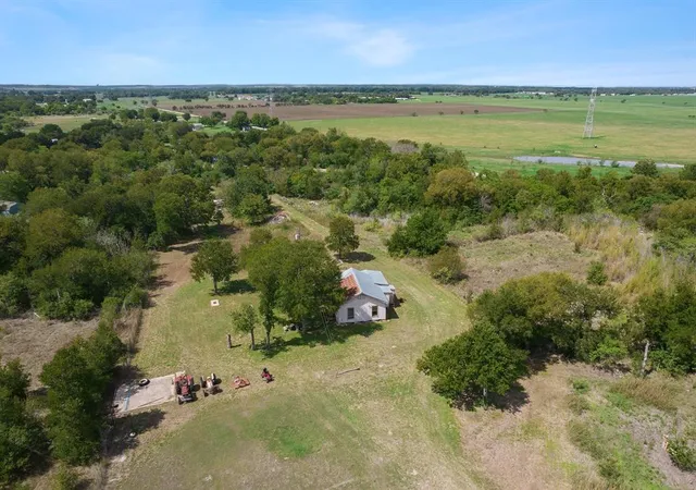 4th image of 1304-1308 S Webberwood Wy, Elgin, TX 78621 | MLS# 3132006