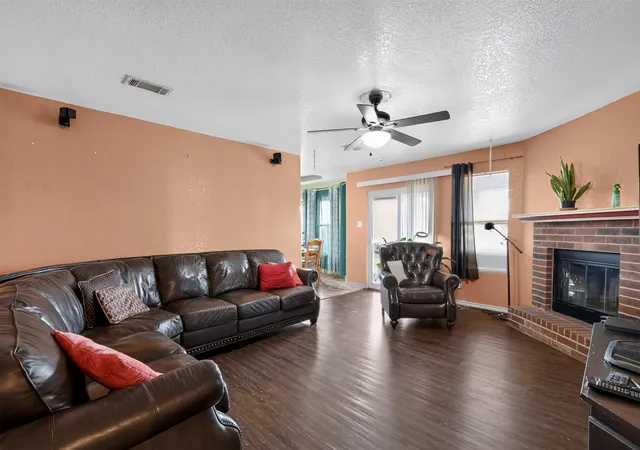 Photo 3 of Single family home for sale at 1704 Prestige Loop, Killeen, TX 76549 | MLS# 3711286 | Listing updated on 2026-08-18