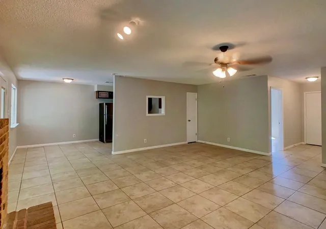 3rd image of 902 Cactus Dr, Round Rock, TX 78681 | MLS# 4973453