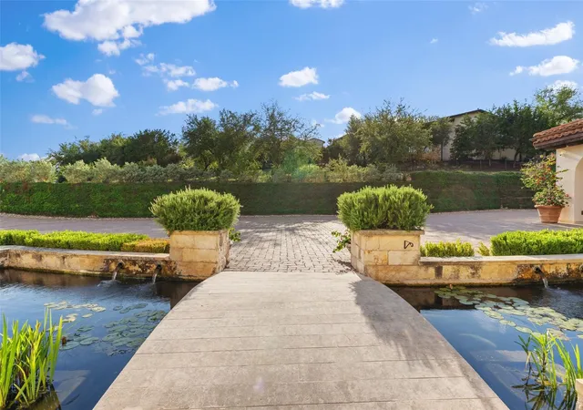 4th image of 6001 Krause Ln, Austin, TX 78738 | MLS# 8447300