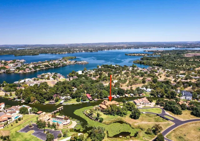 Photo 3 of Single family home for sale at 113 La Posada, Horseshoe Bay, TX 78657 | MLS# 1588102 | Listing updated on 2026-08-02