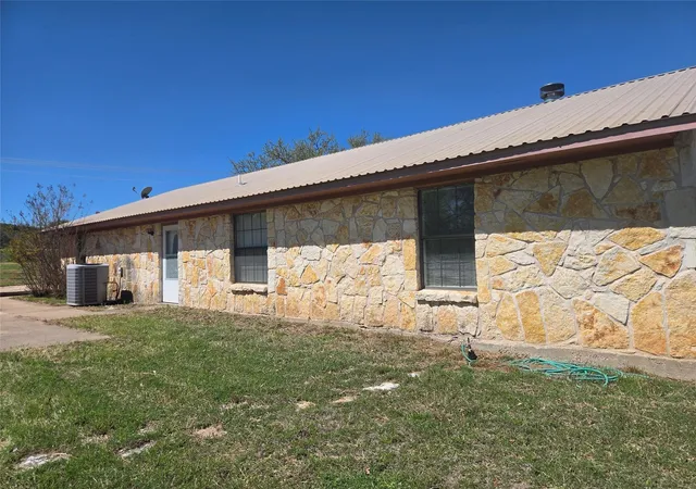 Photo 3 of Single family home for sale at 12257 E Fm 1431, Marble Falls, TX 78654 | MLS# 8139694 | Listing updated on 2026-08-10
