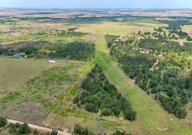 18th image of 2690 County Road 466, Elgin, TX 78621 | MLS# 2745992