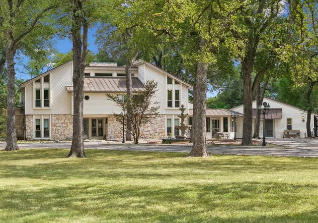 Photo 3 of Mansion for sale at 9911 Anderson Ml Rd, Austin, TX 78750 | MLS# 1583695 | Listing updated on 2026-08-19