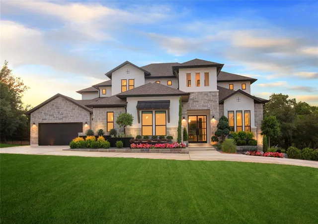 Photo 1 of Mansion for sale at 208 Bold Sundown, Liberty Hill, TX 78642 | MLS# 2624809 | Listing updated on 2026-10-07