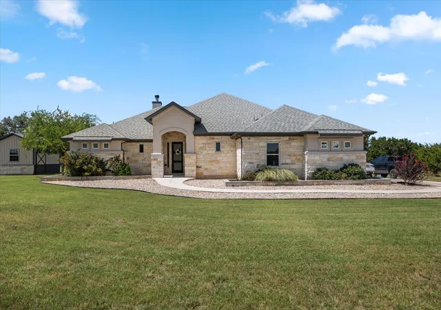 Photo 1 of Single family home for sale at 104 Draper Ln, Bertram, TX 78605 | MLS# 7513324 | Listing updated on 2026-09-25