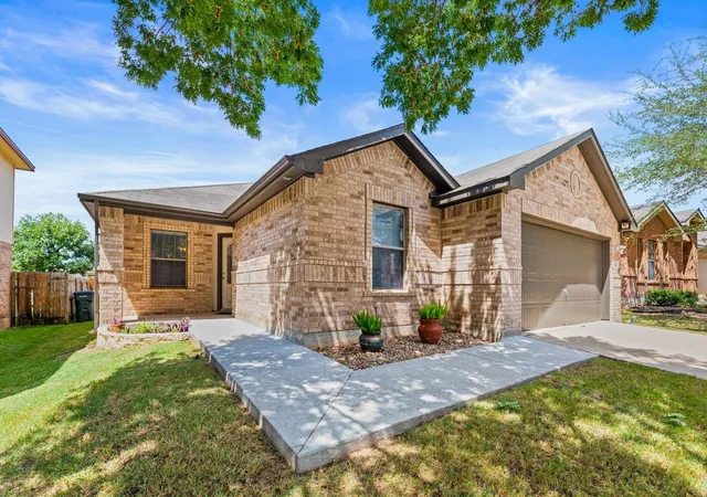1st image of 628 Quarter Ave, Buda, TX 78610 | MLS# 8920129