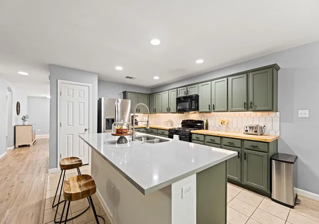 5th image of 628 Quarter Ave, Buda, TX 78610 | MLS# 8920129