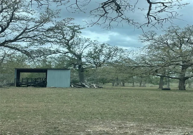 4th image of 2238 Flash Cir, Luling, TX 78648 | MLS# 7645627