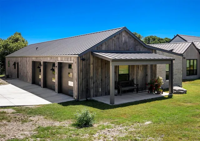 Photo 4 of Single family home for sale at 457 Inspiration Loop, Fredericksburg, TX 78624 | MLS# 6802858 | Listing updated on 2026-10-28