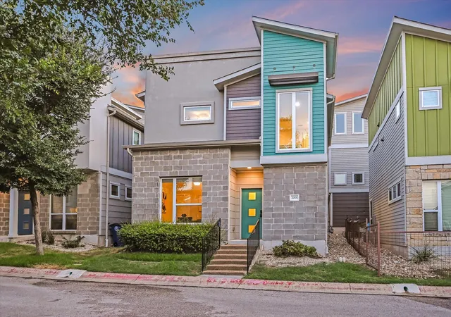 28th image of 2001 Tramson Dr, Austin, TX 78741 | MLS# 1161420