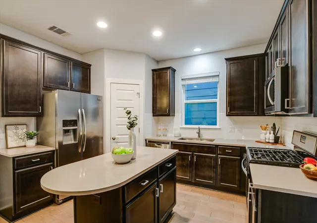 3rd image of 2001 Tramson Dr, Austin, TX 78741 | MLS# 1161420