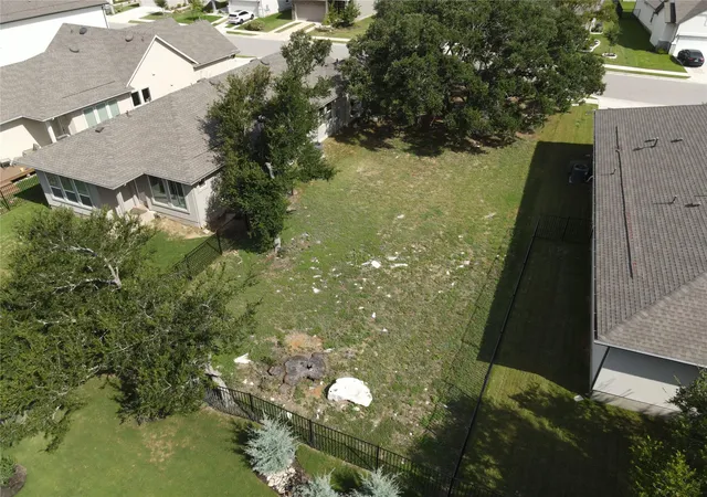 2nd image of 125 Monterey Oak Trl, Georgetown, TX 78628 | MLS# 4957339