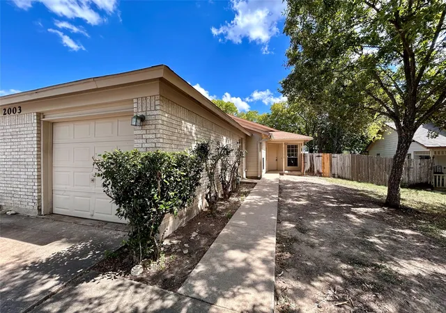 2nd image of 2003 Leeann Dr, Austin, TX 78758 | MLS# 8369367