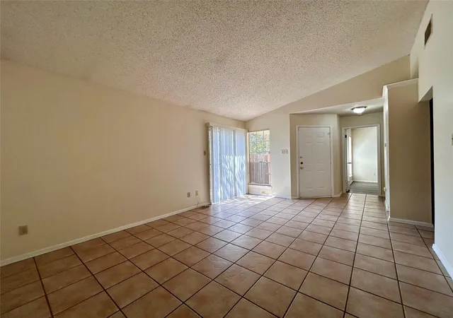 4th image of 2003 Leeann Dr, Austin, TX 78758 | MLS# 8369367
