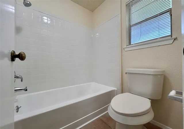 5th image of 2003 Leeann Dr, Austin, TX 78758 | MLS# 8369367