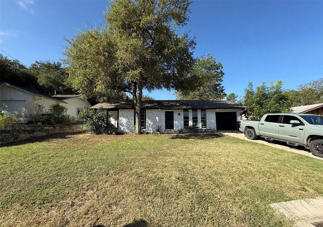2nd image of 3401 Thomas Kincheon St, Austin, TX 78745 | MLS# 2591257