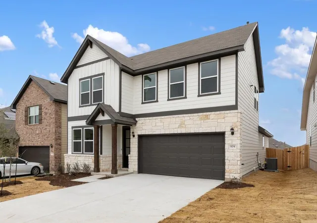 Photo 3 of Single family home for sale at 1917 Fannie Rd, Georgetown, TX 78633 | MLS# 2885183 | Listing updated on 2026-10-23