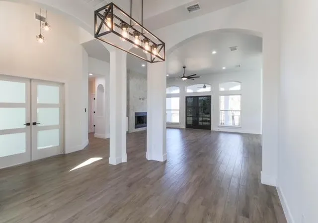 Photo 3 of Single family home for sale at 404 Turquoise, Horseshoe Bay, TX 78657 | MLS# 9405179 | Listing updated on 2026-09-12