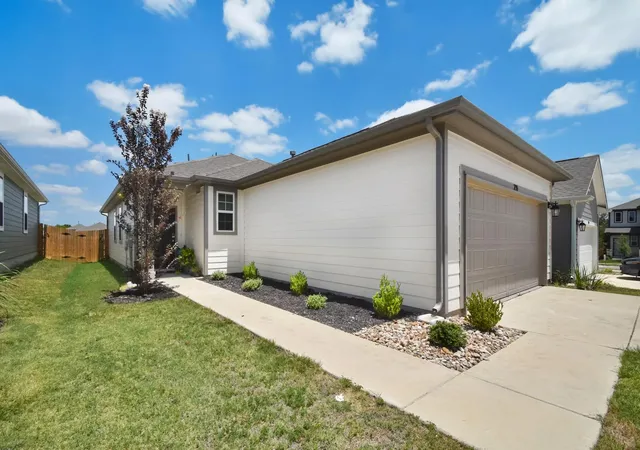 Photo 3 of Single family home for sale at 255 Spirit St, Elgin, TX 78621 | MLS# 3194748 | Listing updated on 2026-08-18