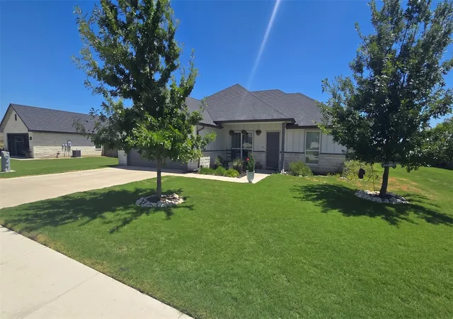 2nd image of 129 Elmer Ave, Burnet, TX 78611 | MLS# 1831214
