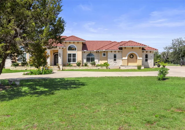 3rd image of 129 Lakewood Trl, Leander, TX 78641 | MLS# 2412741