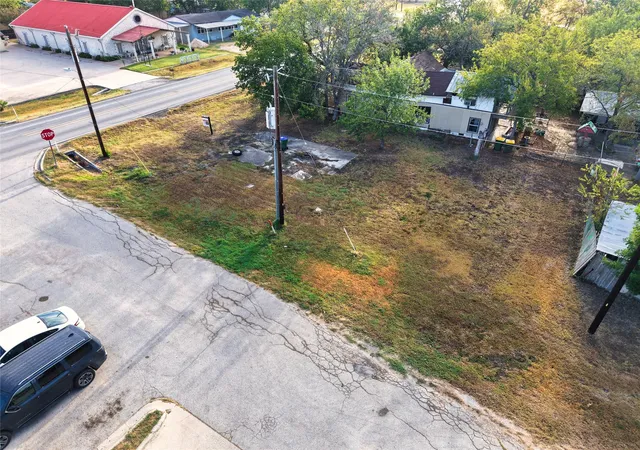 Photo 1 of Land for sale at 302 E Parsons St, Manor, TX 78653 | MLS# 9018684 | Listing updated on 2026-10-05