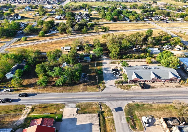 Photo 2 of Land for sale at 302 E Parsons St, Manor, TX 78653 | MLS# 9018684 | Listing updated on 2026-10-05