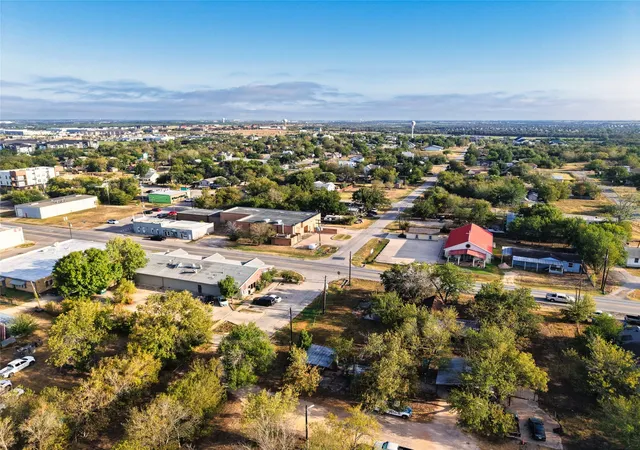 Photo 4 of Land for sale at 302 E Parsons St, Manor, TX 78653 | MLS# 9018684 | Listing updated on 2026-10-05
