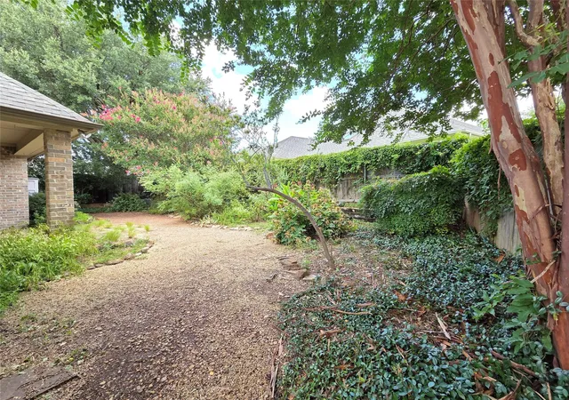 5th image of 1121 Gabriel Ln, Fort Worth, TX 76116 | MLS# 2215154