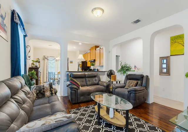 Photo 3 of Single family home for sale at 13521 Abraham Lincoln St, Manor, TX 78653 | MLS# 1790288 | Listing updated on 2026-09-14