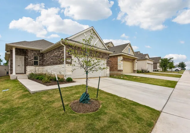 3rd image of 6403 Principale Dr, Pflugerville, TX 78660 | MLS# 9975232
