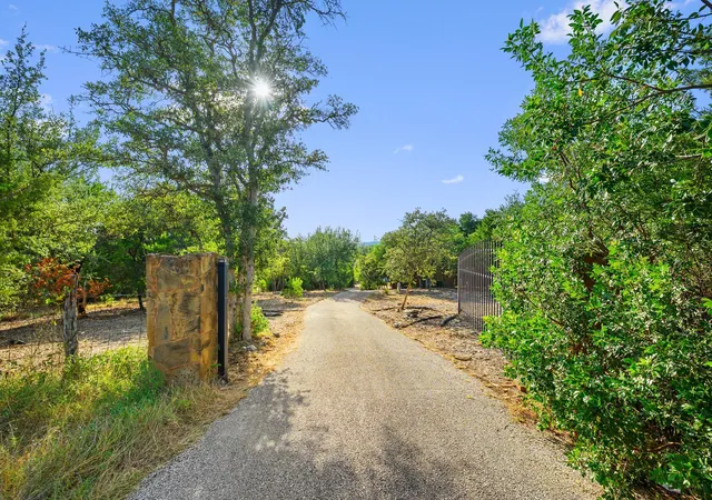 Photo 3 of Single family home for sale at 8012 Bernard St, Volente, TX 78641 | MLS# 6579931 | Listing updated on 2026-09-01