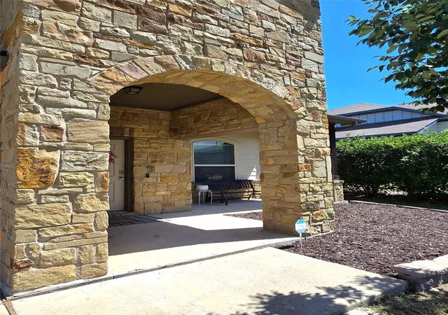 3rd image of 129 Diamondback Cv, Buda, TX 78610 | MLS# 6425862