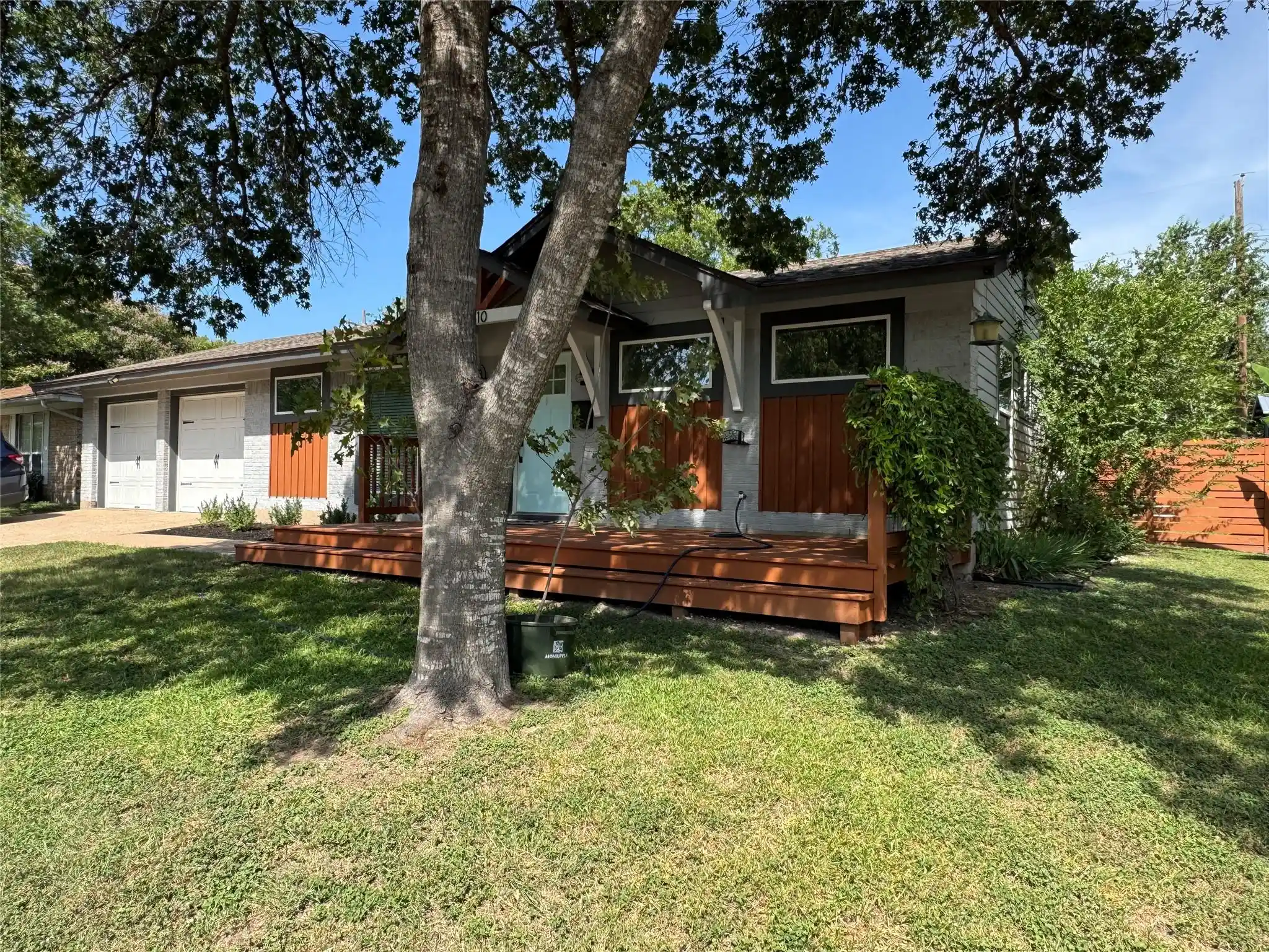 Photo 1 of Single family home for sale at 8510 New Hampshire Dr, Austin, TX 78758 | MLS# 4403918 | Listing updated on 2026-10-15