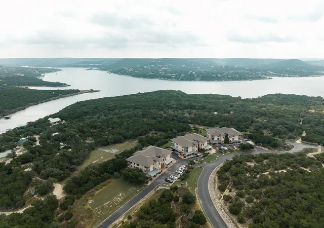 2nd image of 17800 Edgewood Wy #203, Jonestown, TX 78645 | MLS# 5305094