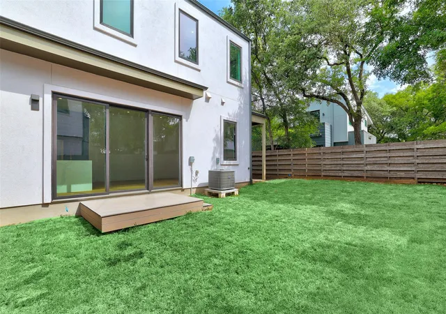 2nd image of 3208 Clawson Rd, Austin, TX 78704