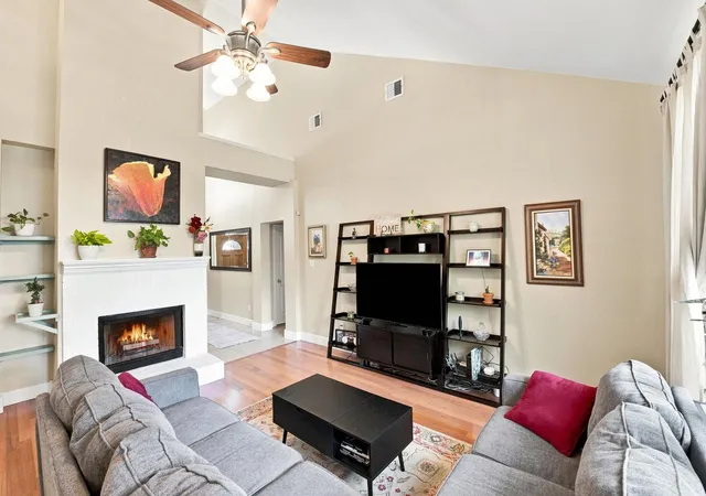 Photo 4 of Single family home for sale at 510 Brookstone Ct, Round Rock, TX 78681 | MLS# 4229153 | Listing updated on 2026-09-07