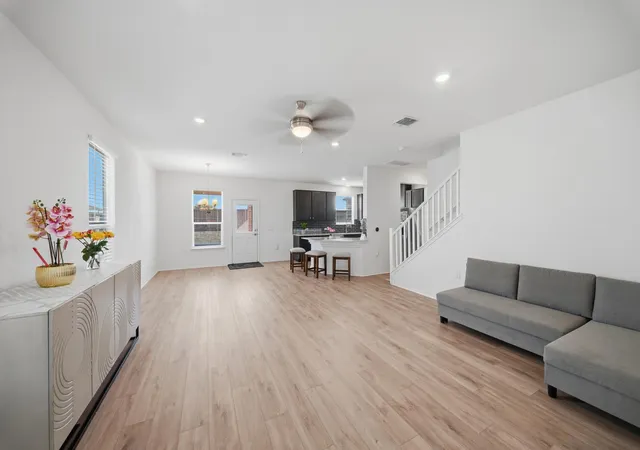 Photo 3 of Single family home for sale at 4616 Syndicate Rd, Manor, TX 78653 | MLS# 5879178 | Listing updated on 2026-08-28