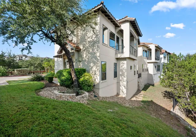 Photo 4 of Single family home for sale at 223 Honey Crk Ct #12, Austin, TX 78738 | MLS# 9988779 | Listing updated on 2026-09-01