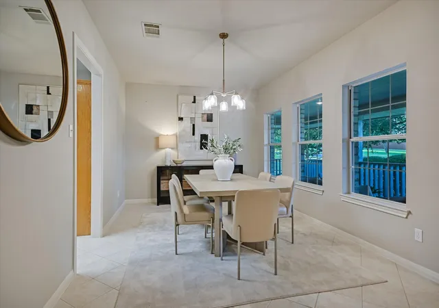 Photo 4 of Single family home for sale at 106 Lakeview Ln, Georgetown, TX 78633 | MLS# 4423923 | Listing updated on 2026-10-26