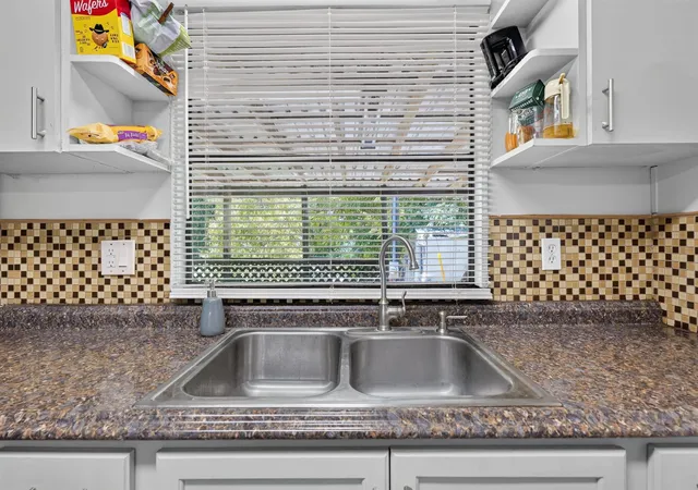 Photo 2 of Manufactured home for sale at 513 Fm 2336, Bastrop, TX 78602 | MLS# 3026320 | Listing updated on 2026-09-21