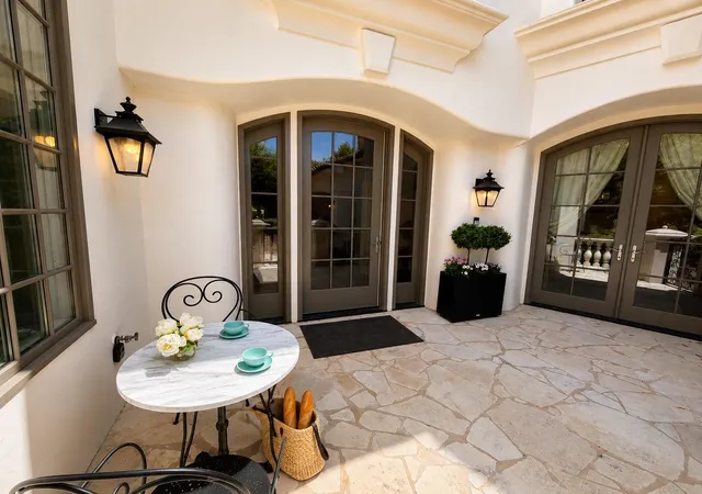 Photo 1 of Single family home for sale at 8734 Chalk Knoll Dr, Austin, TX 78735 | MLS# 7920426 | Listing updated on 2026-10-10