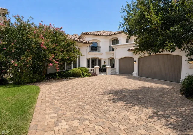 Photo 2 of Single family home for sale at 8734 Chalk Knoll Dr, Austin, TX 78735 | MLS# 7920426 | Listing updated on 2026-10-10