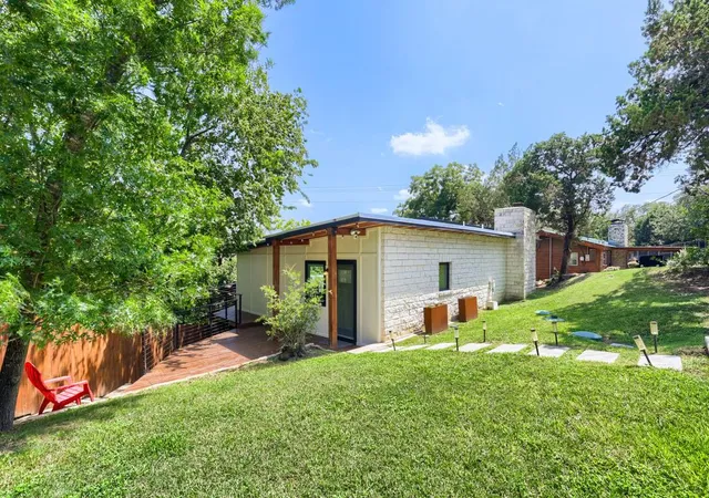 24th image of 16811 S Ridge Ln, Austin, TX 78734 | MLS# 5306097