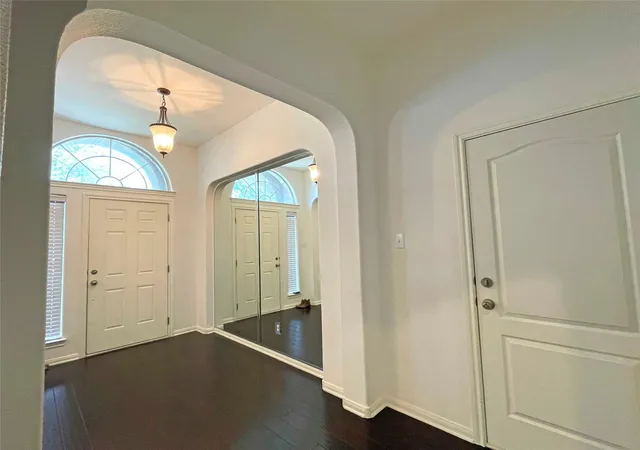 Photo 3 of Single family home for sale at 3440 Pine Needle Cir, Round Rock, TX 78681 | MLS# 9910479 | Listing updated on 2026-10-01