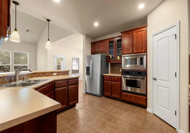 Photo 4 of Single family home for sale at 281 Kensington Ln, Austin, TX 78737 | MLS# 3541731 | Listing updated on 2026-09-18