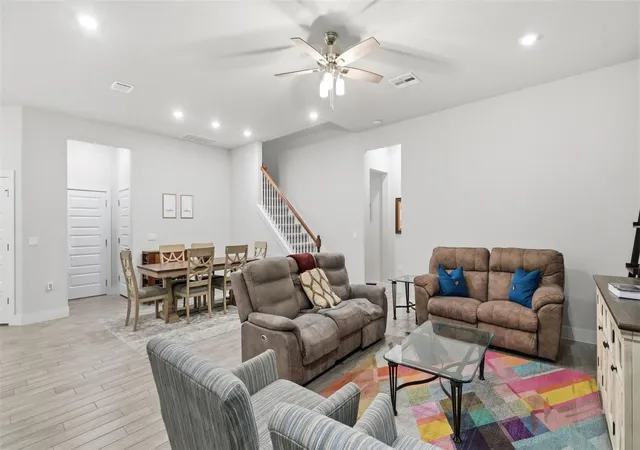 Listing Photo 4 - Condo for sale in building located at 1141 Lucca Dr, Dripping Springs, TX 78620 - Unit #53