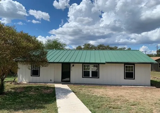 1st image of 510 Avenue F Ave, Marble Falls, TX 78654 | MLS# 9289654