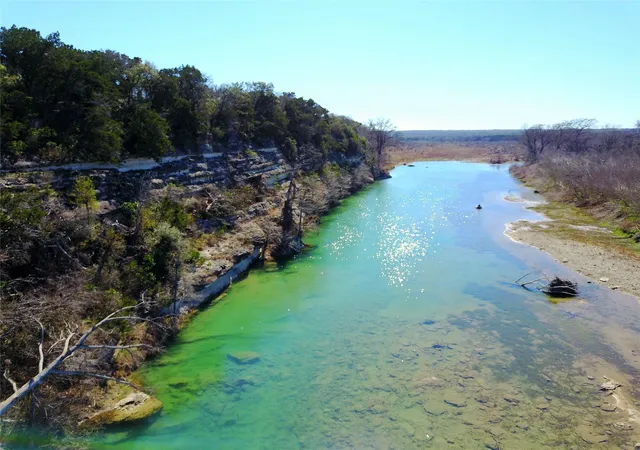 2nd image of 212 Comanche Cp, Kyle, TX 78640 | MLS# 2054396